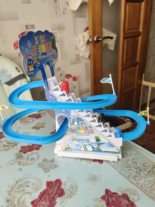 Игрушка Бегающие пингвины