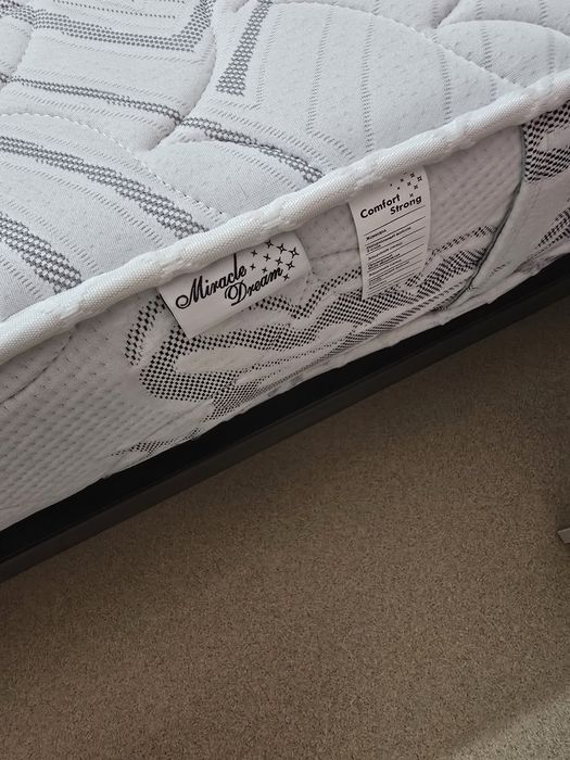 Продам кровать 150×190