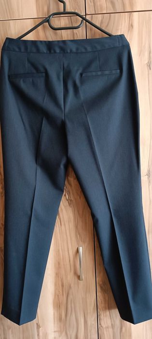 Продавам дамски панталони