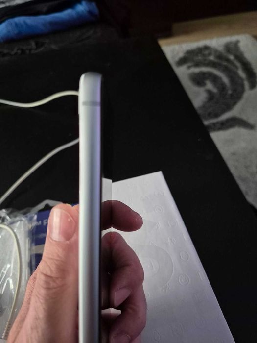 Samsung s21 FE продавам