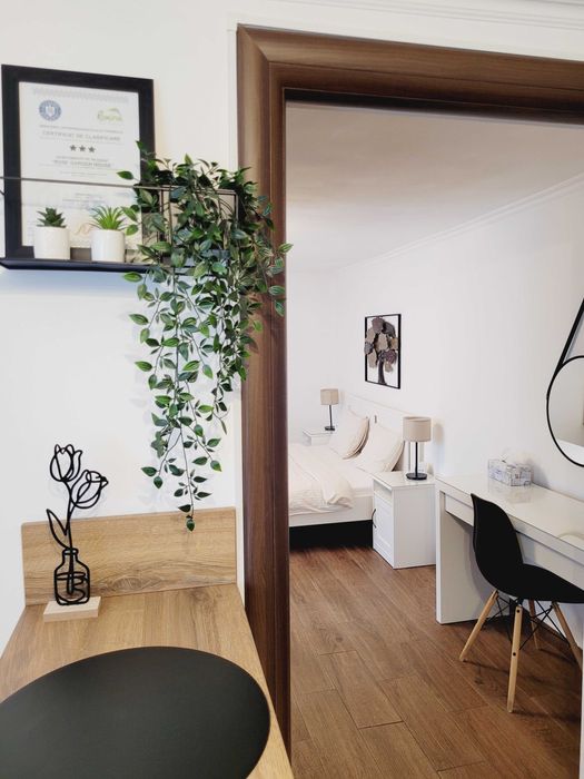 Cazare Spital Memorial Enayati Neolife Regina Maria Sector 1 | parcare