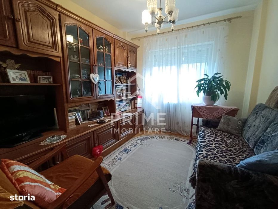 Apartament 4 camere, decomandat | 2 bai | Zona linistita Blaj