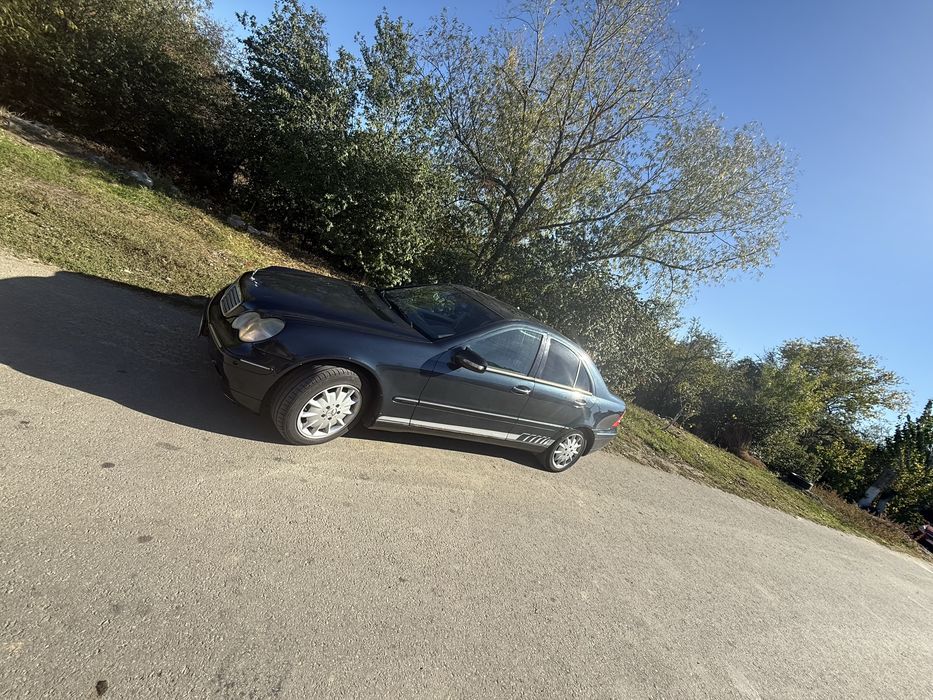 Vand/schimb Mercedes C200