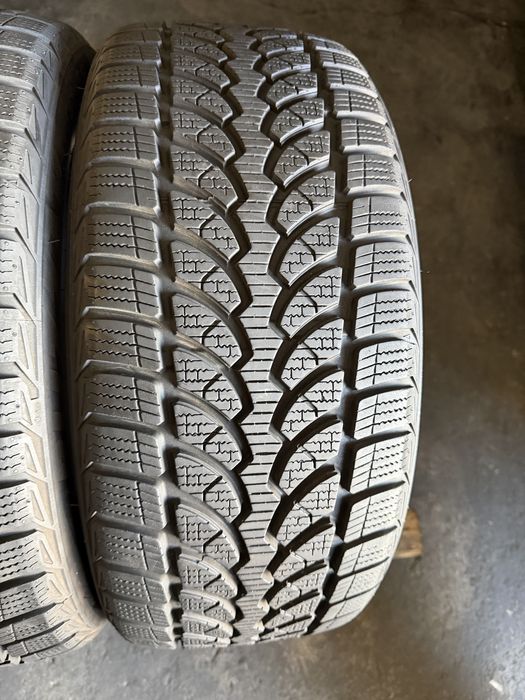 2 anvelope iarna 225/50/17 Bridgestone 7.5 mm!