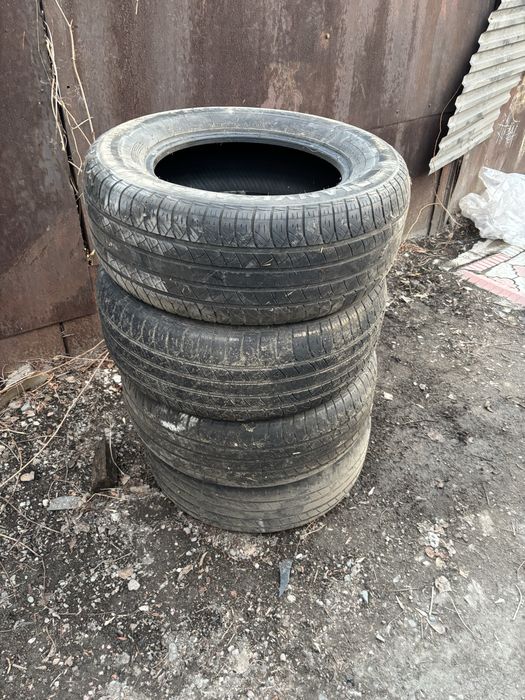 Продам шины 285/60r18
