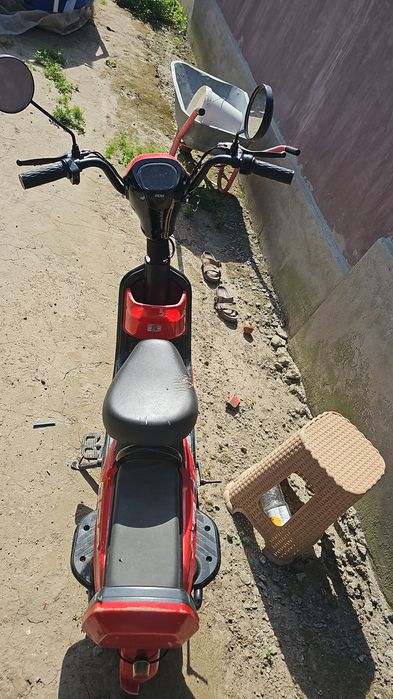 Moped. Rdb.    Schimb sau vand