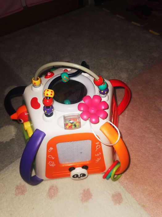 Детска играчка интерактивен куб