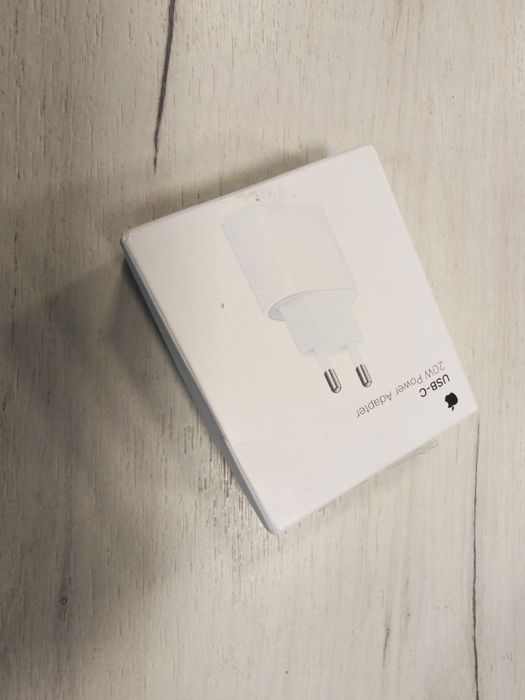 Apple 20W зарядно