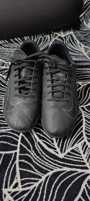 Adidași fotbal mărimea 38 Nike Jr Mercurial Vapor