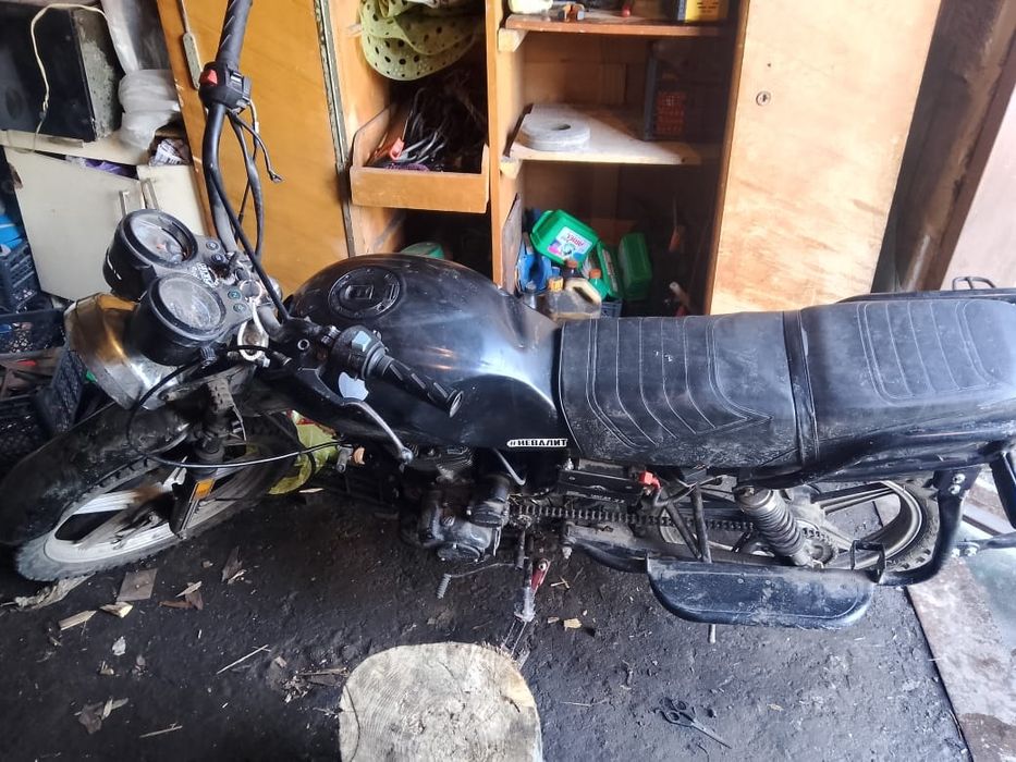 Продам мотоцикл на полном ходу