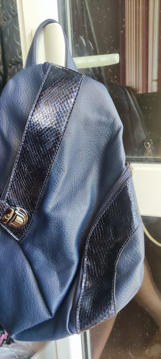 Нова синя раница