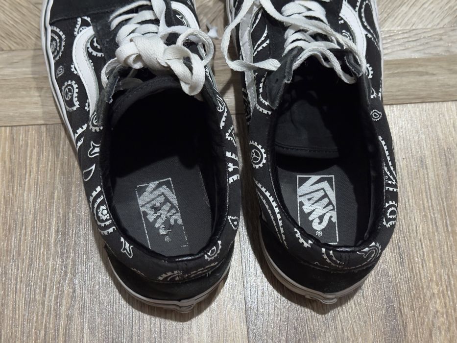 Черные кеды Vans