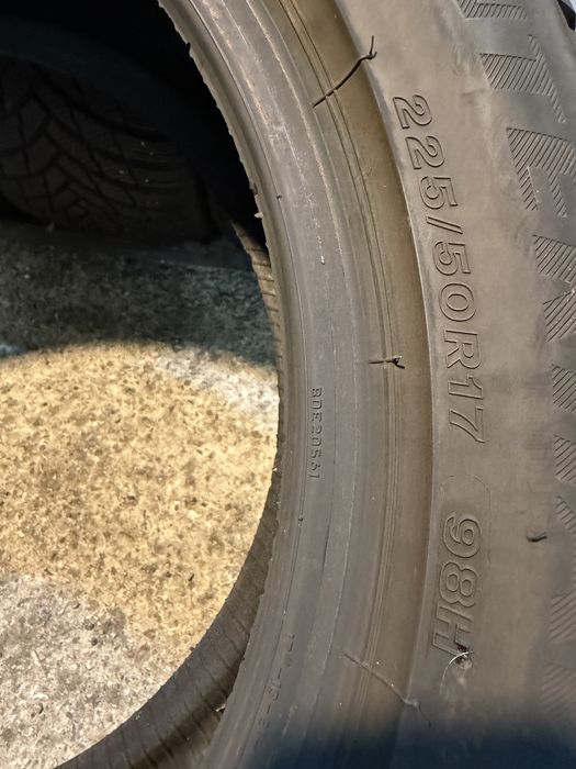 Гуми 225/50/17 FIRESTONE Winter Hawk