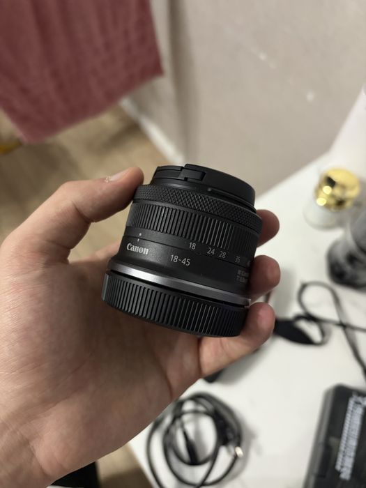 Фотоаппарат Canon EOS R50