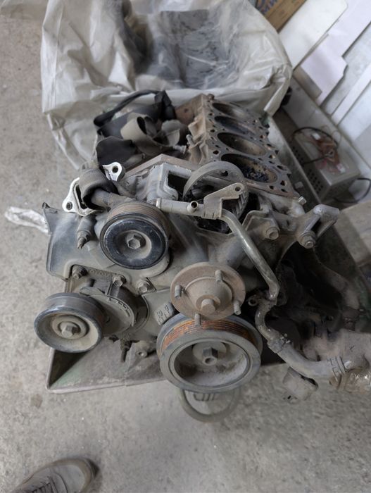 Блок двигателя toyota 2uz-fe vvt-i