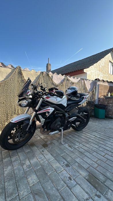 Triumph Speed Triple S 660 A2