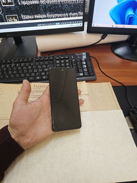 Redmi note 12pro 8/128gb(2024)ideal iwlawi zur aybi yuq tozza telefo