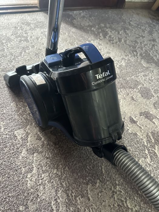 Продам Пылесос Tefal