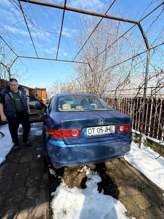 Vand Honda Accord 2006 2.2 diesel