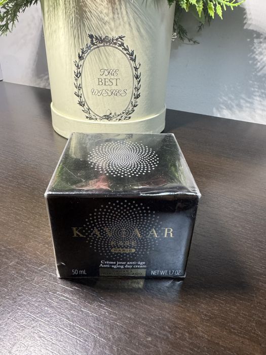 Crema antiimbatranire anti - age jour Kav:aar kare caviar hyaluronic