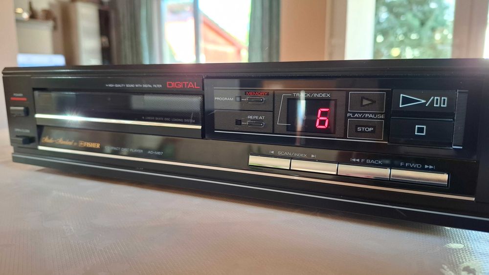 Fisher Studio Standard AD-M67 - CD Player