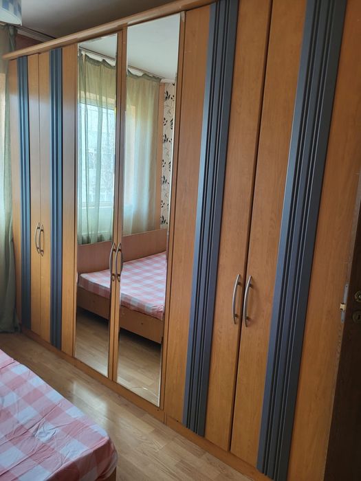 Vand apartament in Mizil si teren extravilan langa centura