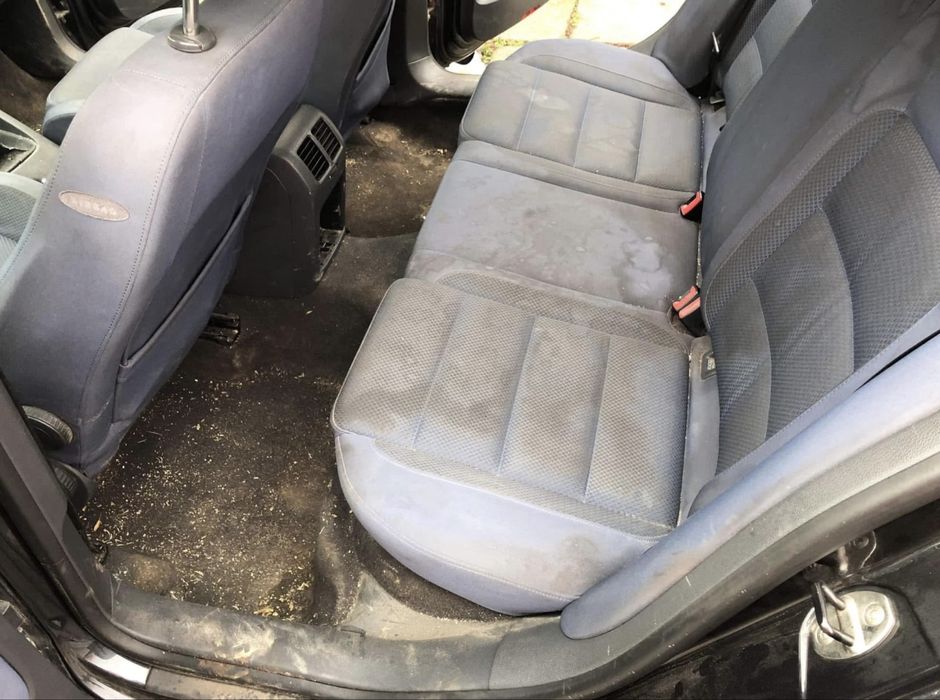 Curatare tapiterie auto / detailing auto  / curatare bancheta / scaune