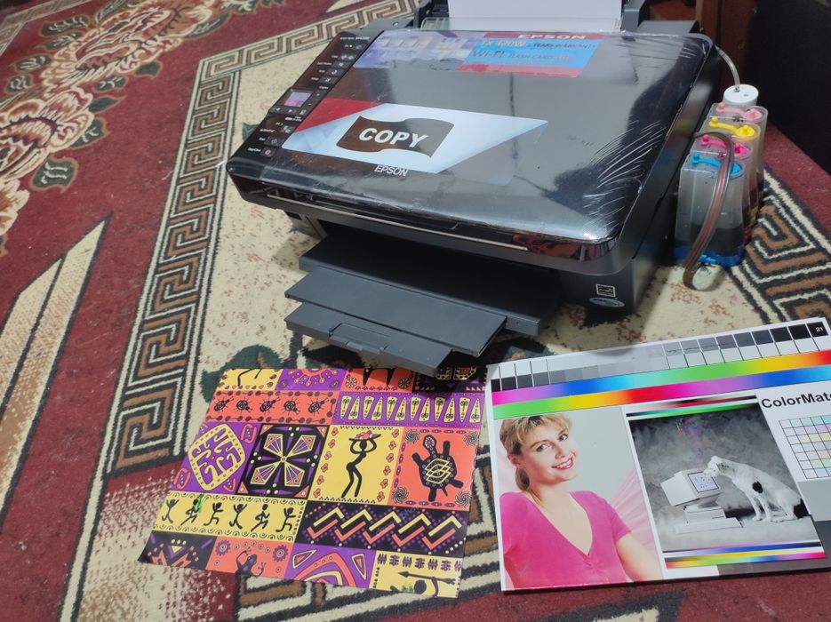 Epson 420w KOPYA_SKANERLI rangli Wi_Fi_ bor printerda idialni yangiday