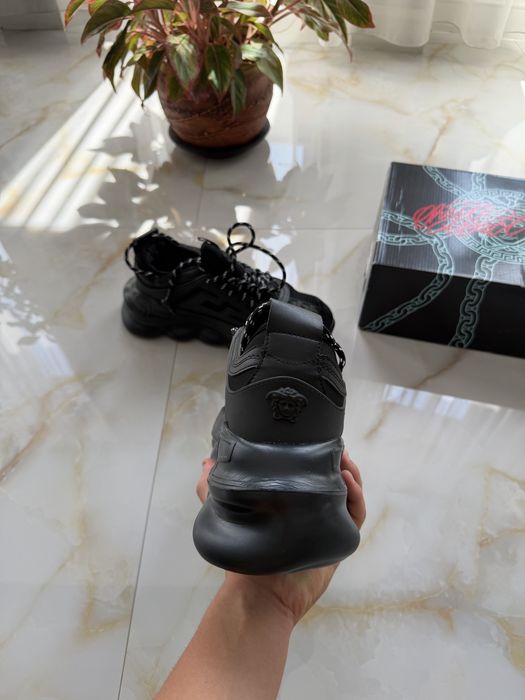 Adidasi Versace Chain Reaction