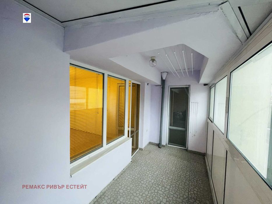 Тристаен апартамент за продажба кв. Широк център