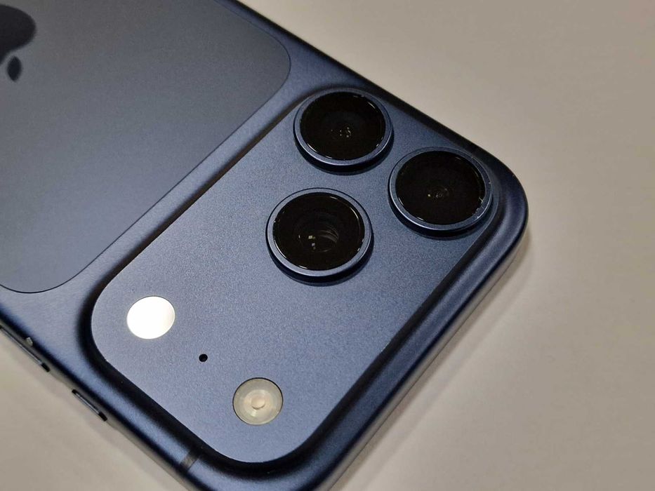 iPhone 17 PRO 256GB / 100%