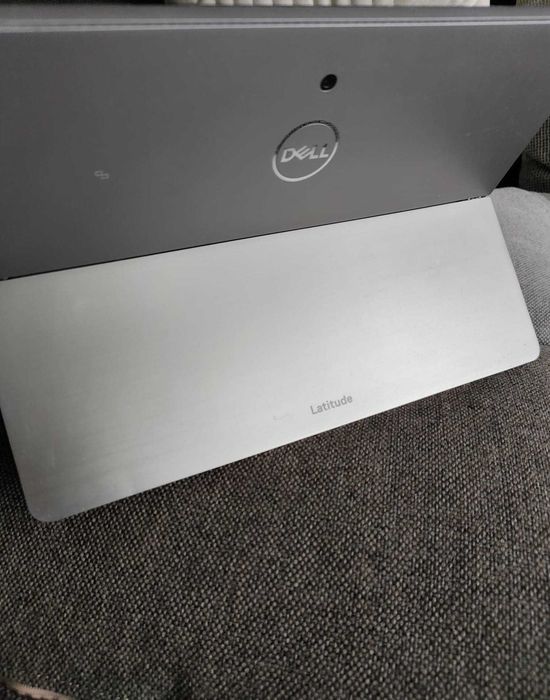 Tableta Windows Dell Latitude 7210 i5 10310u 16GB Ecran 12.3 Diagnoza 2 in 1