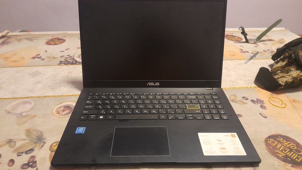 Asus yangi kompyuter