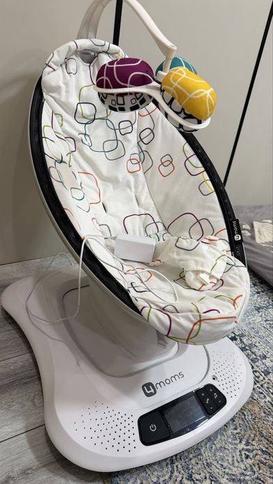 Шезлонг 4 Moms в отличном состоянии
