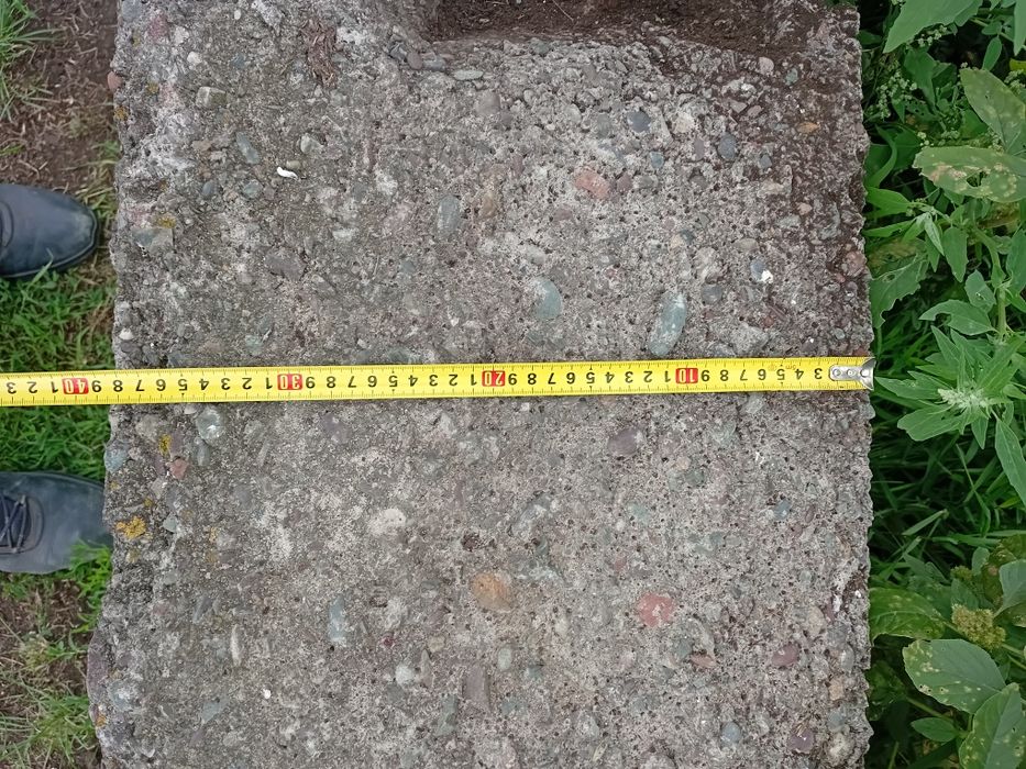 Продам железобетонные блоки и столбы