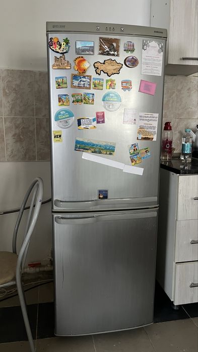 холодильник срочно продается