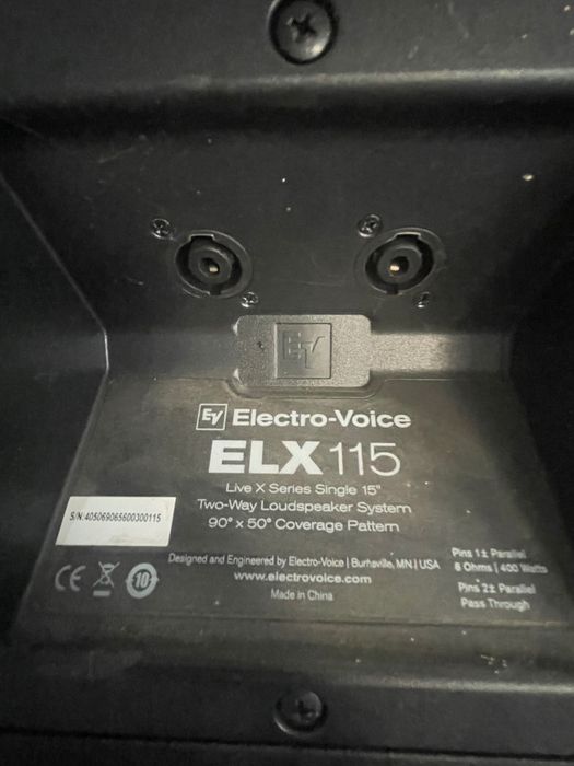 Sistem Sunet electro-voice ELX115, cutii basi, lumini stative
