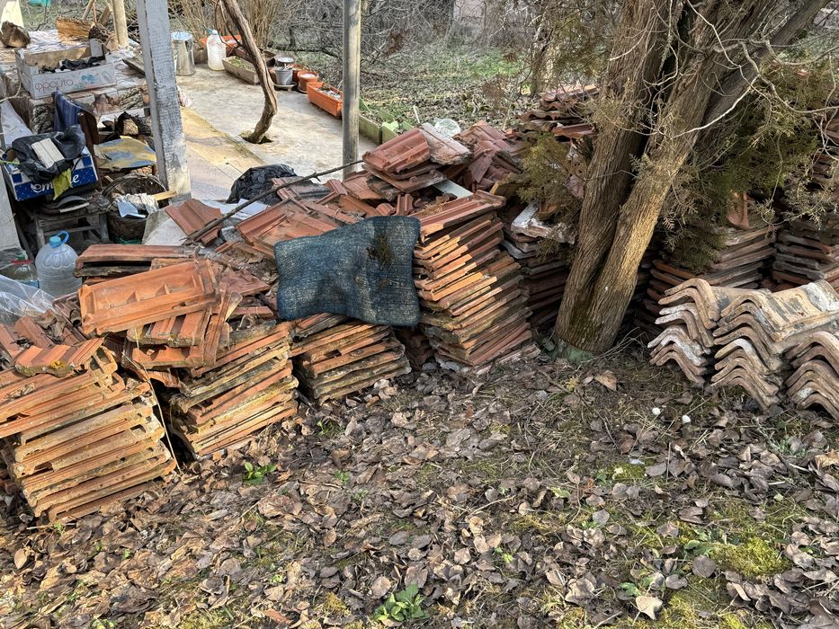 Използвани керемиди подарявам