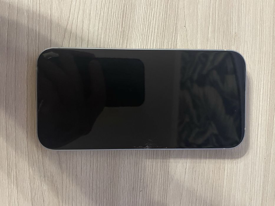 iPhone 15 Хорошее состояние
