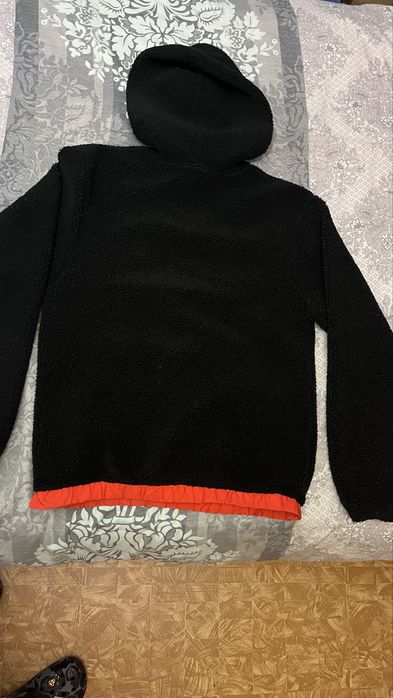 Черен суитшърт на Jordan