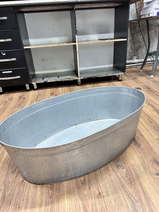 Продам таз оцинкованный
