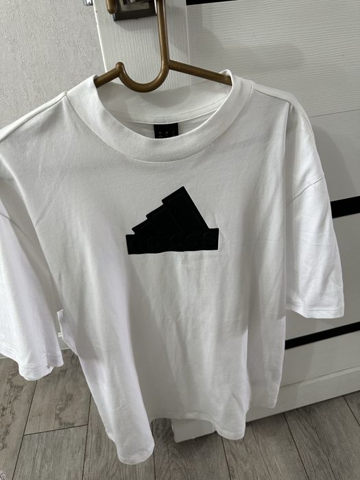 Футболки адидас М-л размер