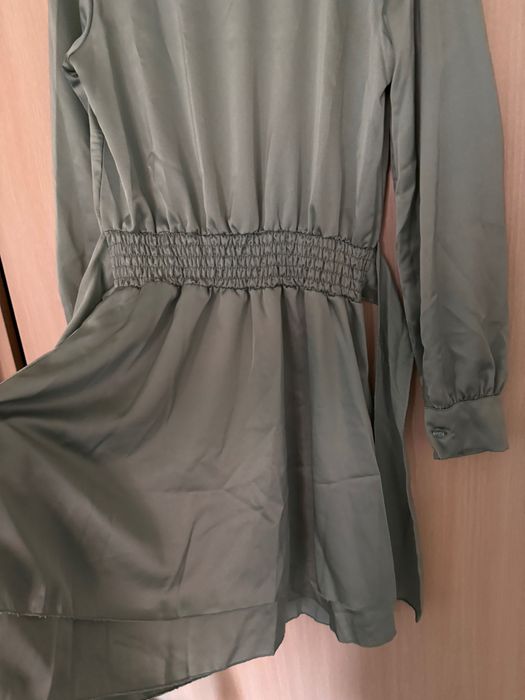 Рокля (чисто нова)