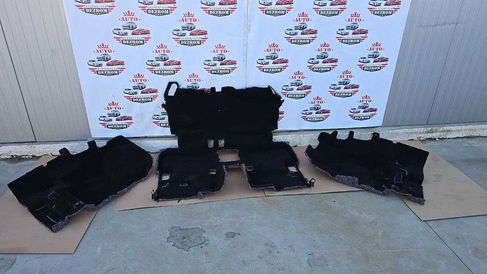 Mocheta podea completa NOUA 7270B557XA Mitsubishi Eclipse Cross