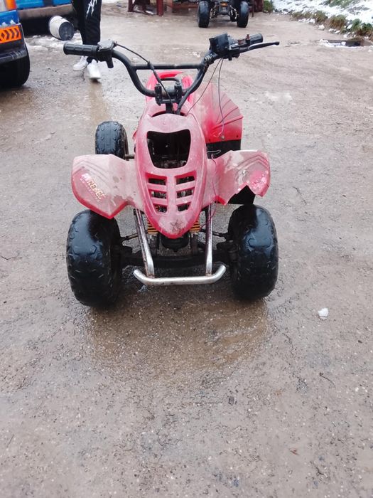 Vând sau schimb ATV 107