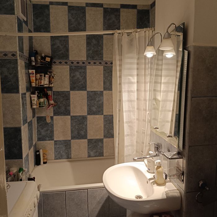 Vând apartament cu 2 camere