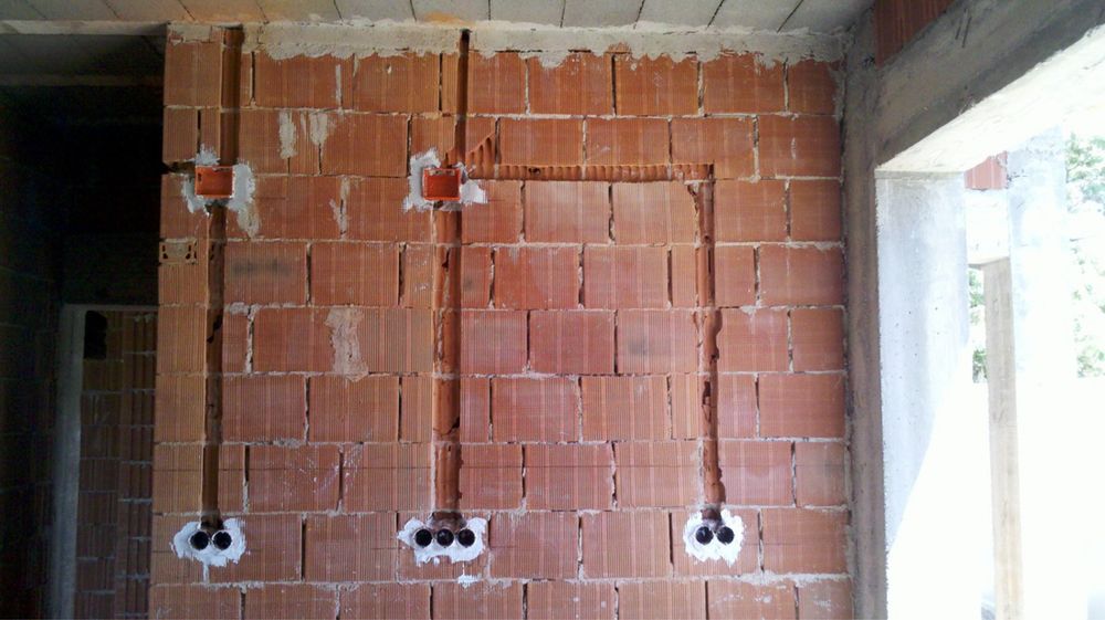 Reparatii instalatii electrice rezidential si industrial Prahova