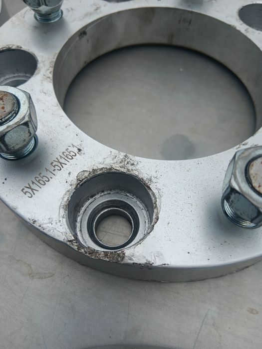 Алуминиеви фланци 30мм 5х165.1 land rover