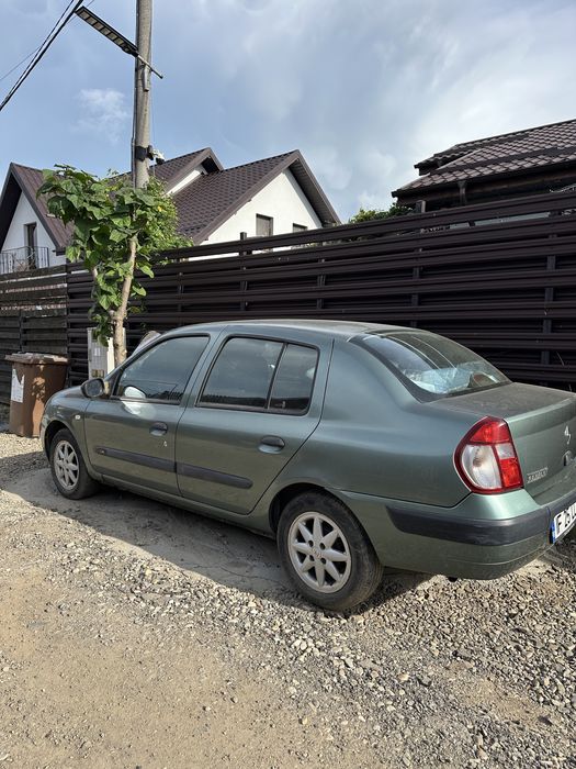 RENAULT Clio 2004 — imagine 4
