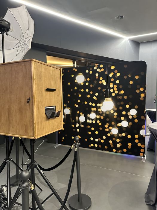 Cabină foto / Photobooth - Amintiri Instantanee